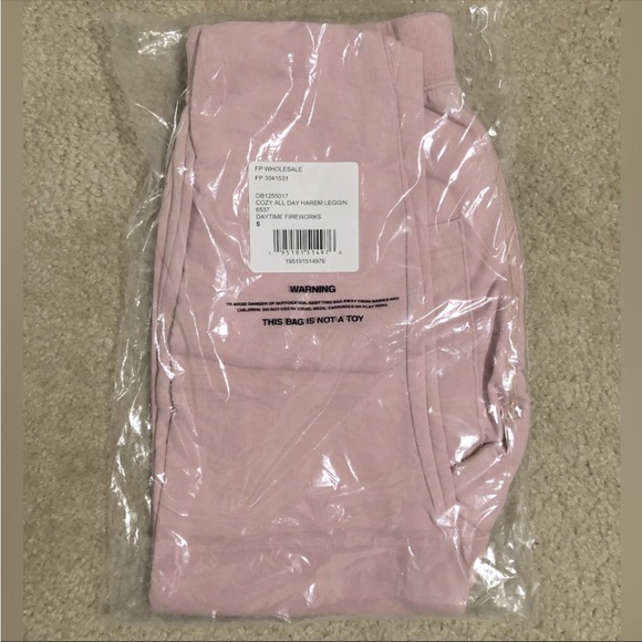 NWT Free People Cozy All Day Joggers In Daytime Fireworks. Size S - Picture 12 of 14